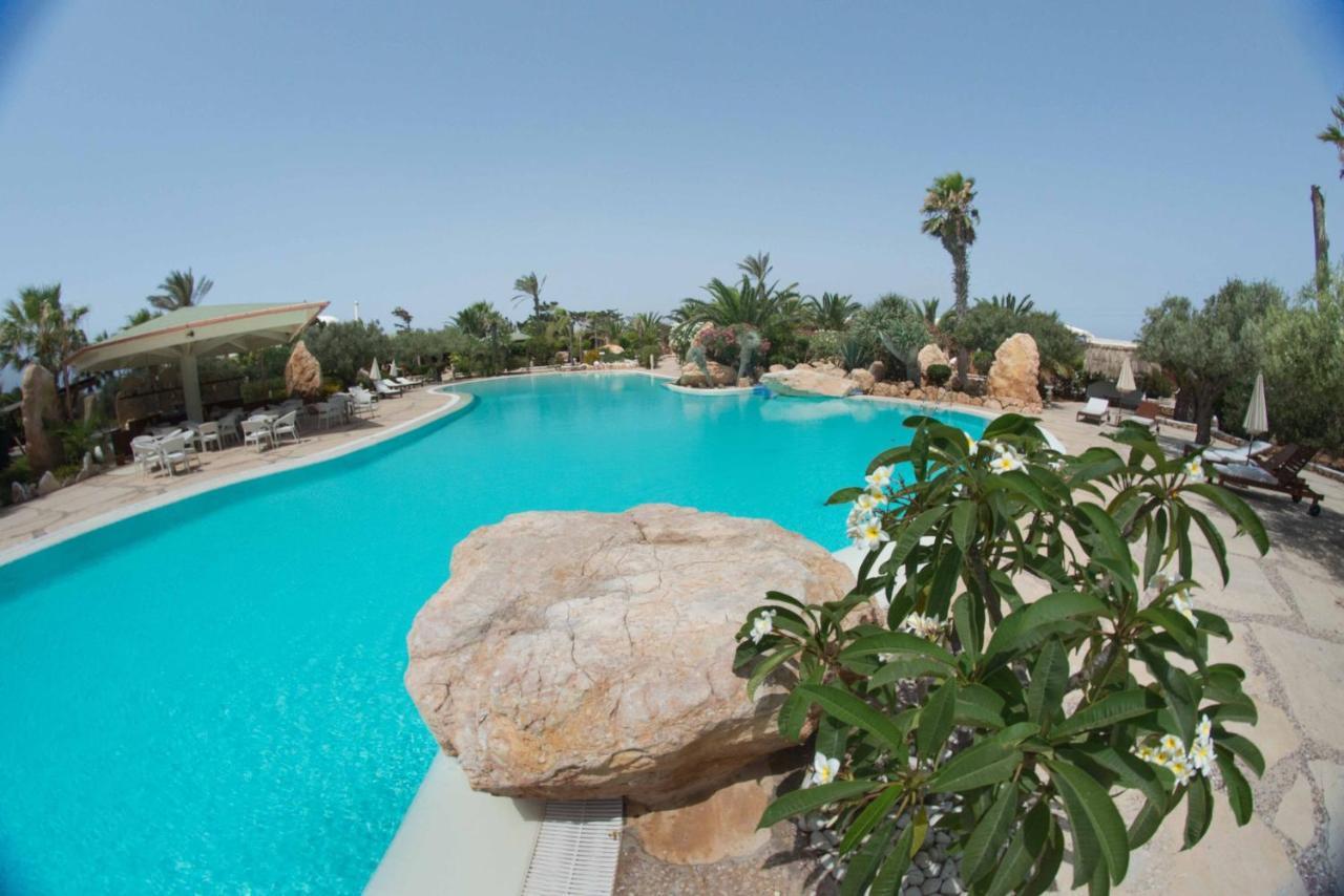 Cupola Bianca Resort LMP Exterior foto